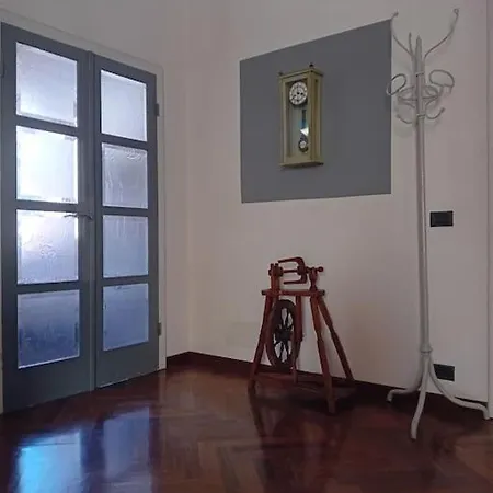 Alvaro's House * Модена