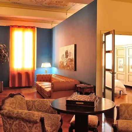 Апартаменти Alvaro's House *